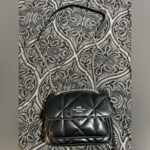 Coach Klare Crossbody 25 With Puffy Diamond Quilting